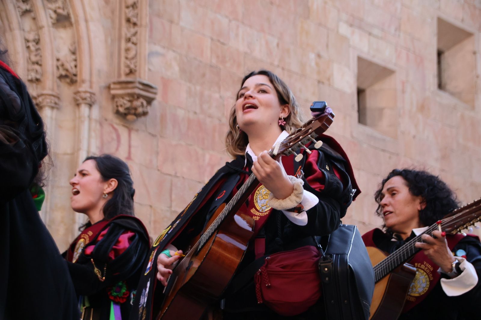 Tunas de toda España cantan al son de la historia por las calles de Salamanca