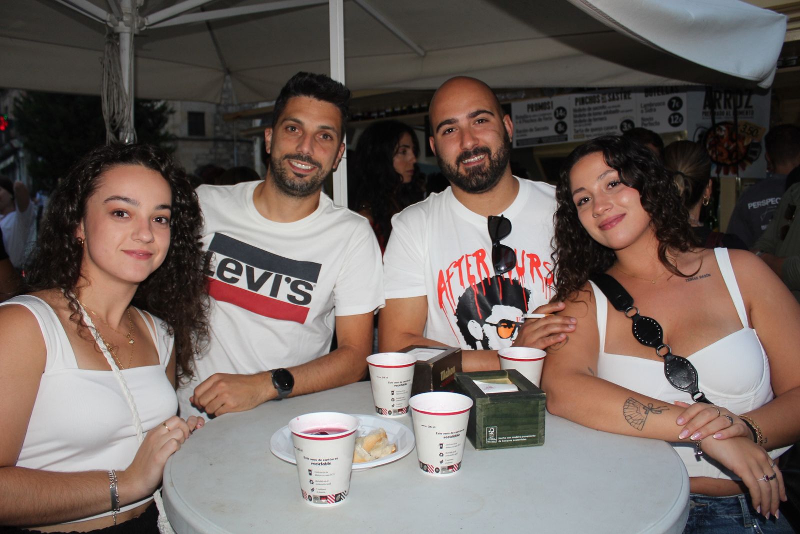 Ambiente en la Feria de Día en la tarde de este jueves