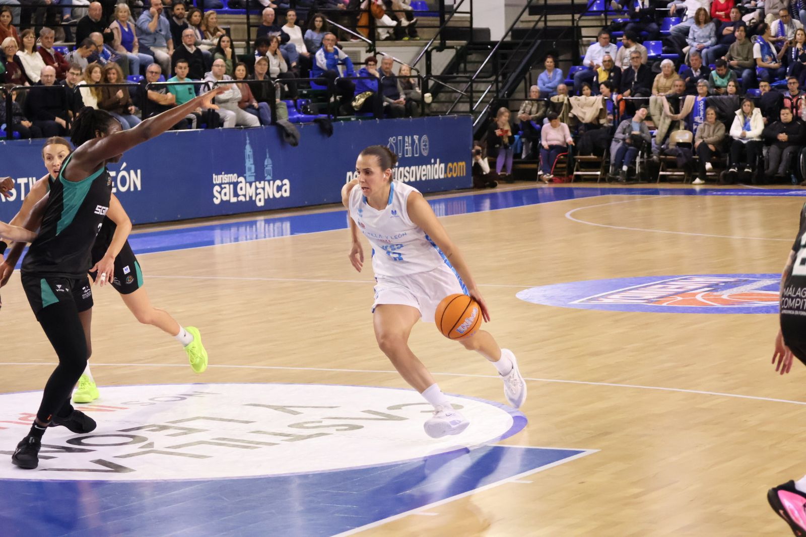 Perfumerías Avenida – CAB Estepona