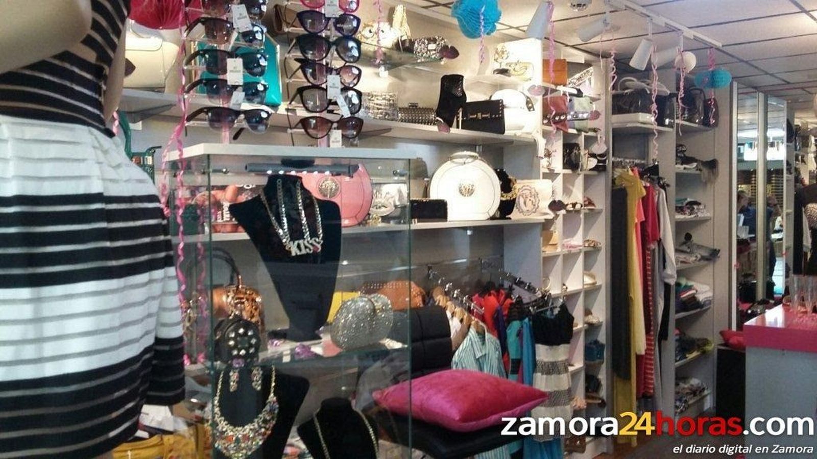 Apertura tienda Fashion Dolls