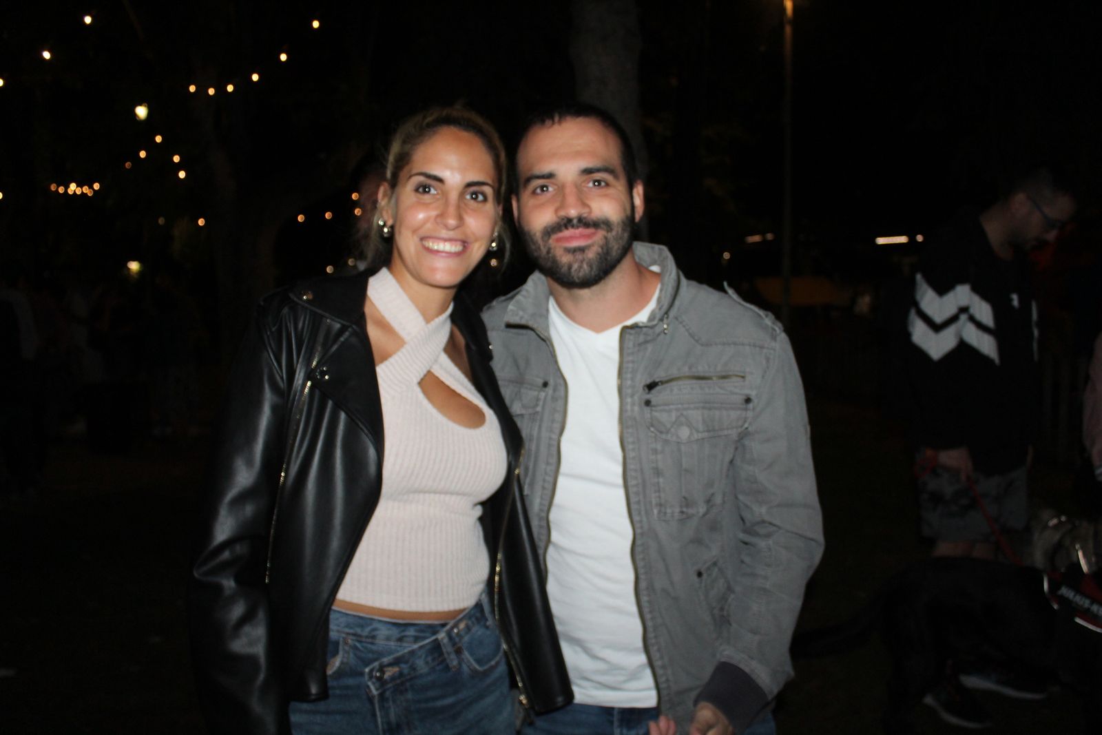Ambiente en la Feria de Día en la tarde de este lunes