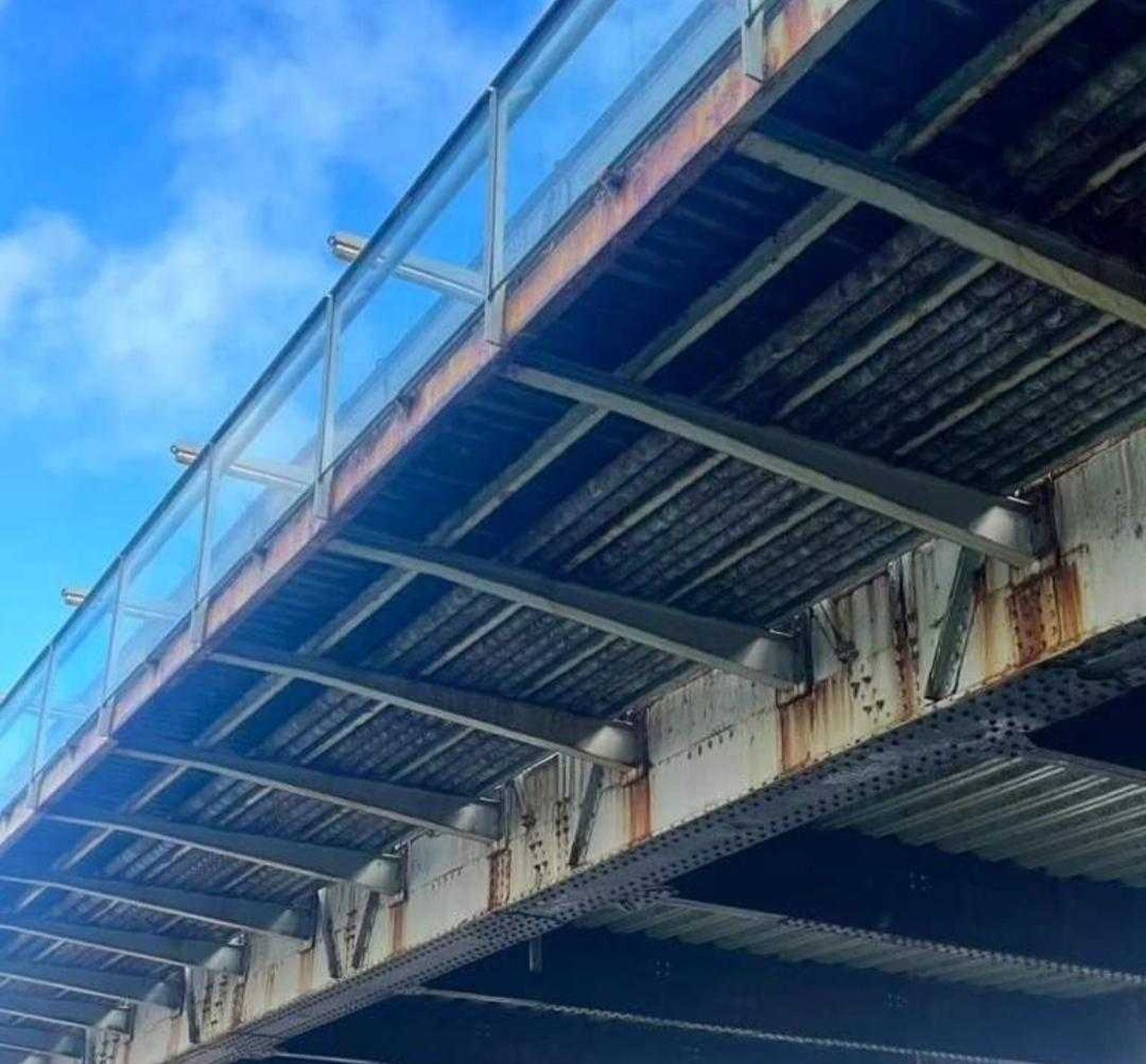 Pasarela del Puente de Hierro