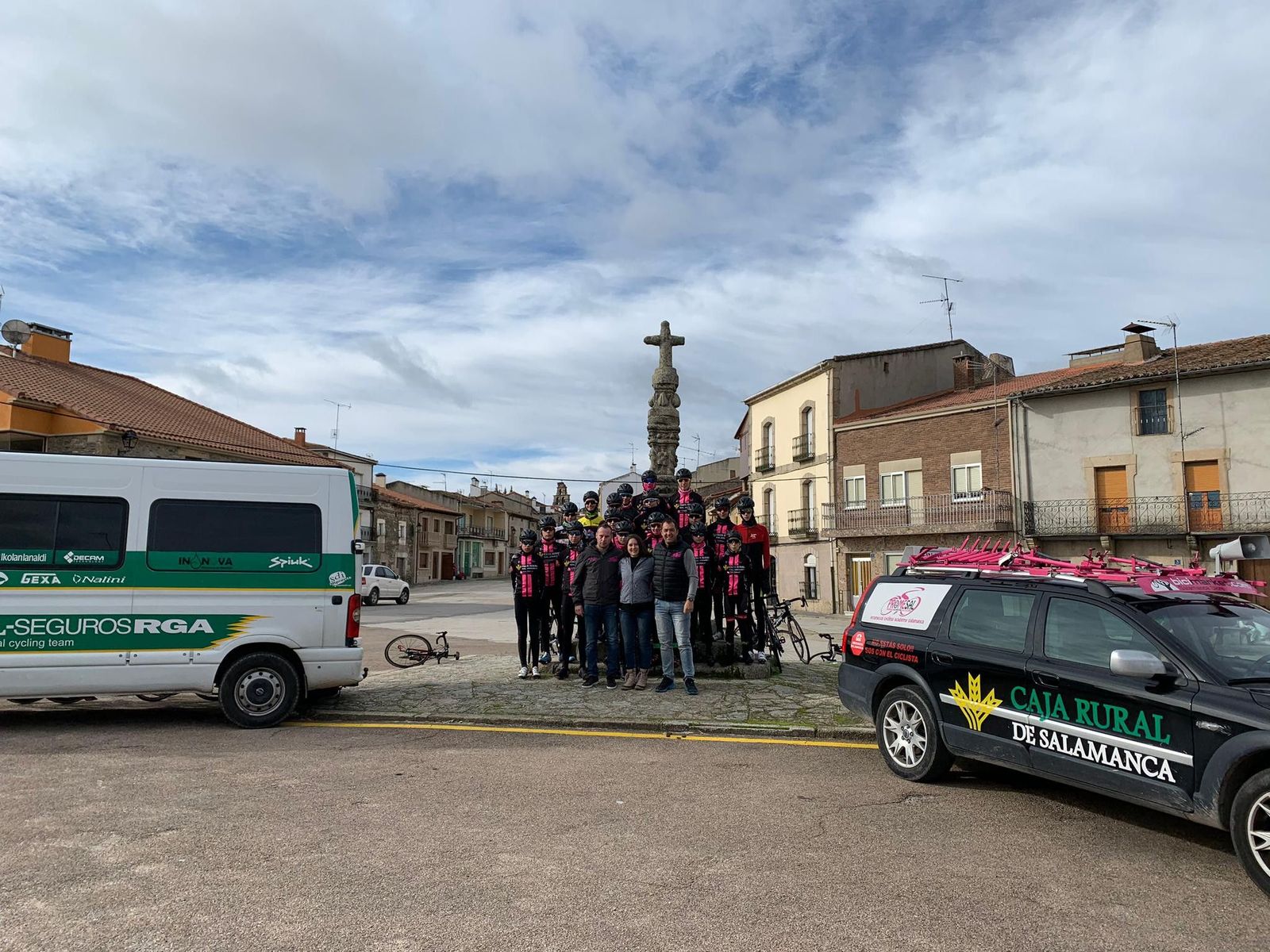 Vilvestre 01 con concejala Beatriz Arjona