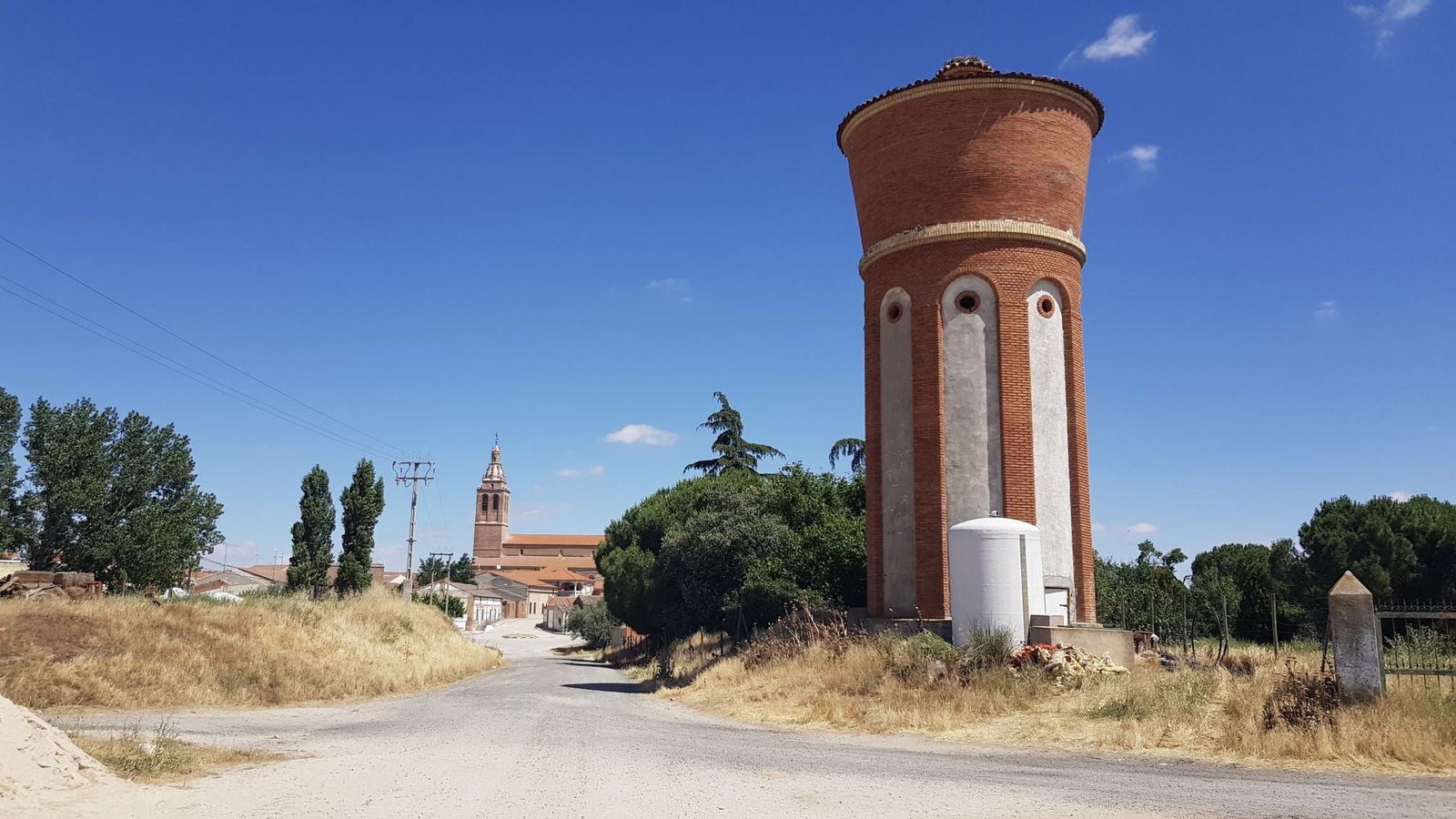 Depósito de agua potable de Rágama, imagen de archivo