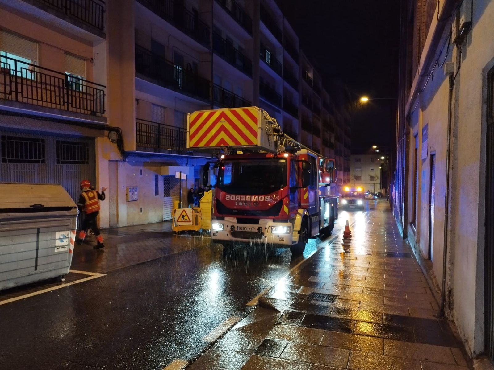incendio-en-vivienda-calle-galileo-fotos-s24h-2