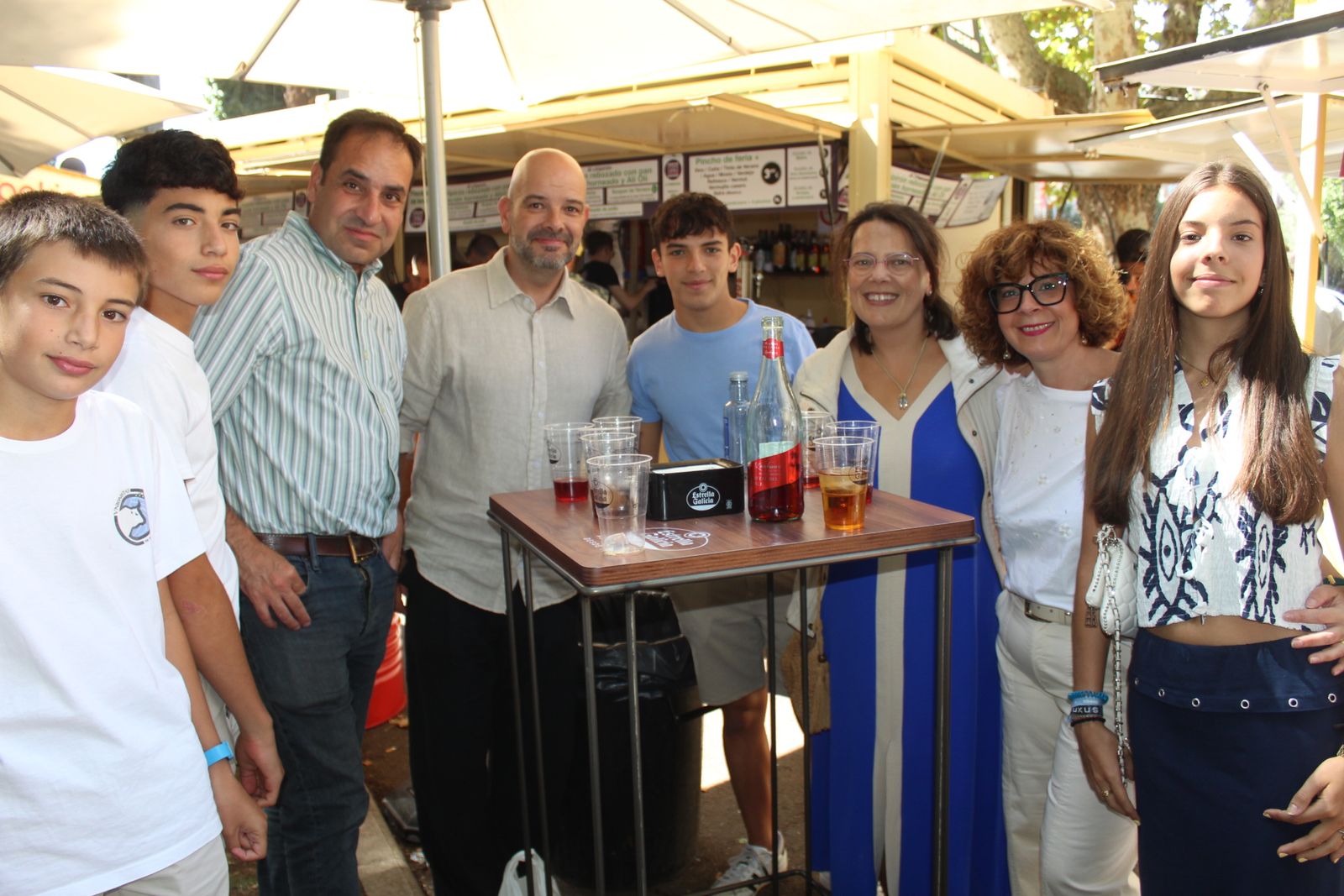 Ambiente en la Feria de Día en el mediodía de este sábado