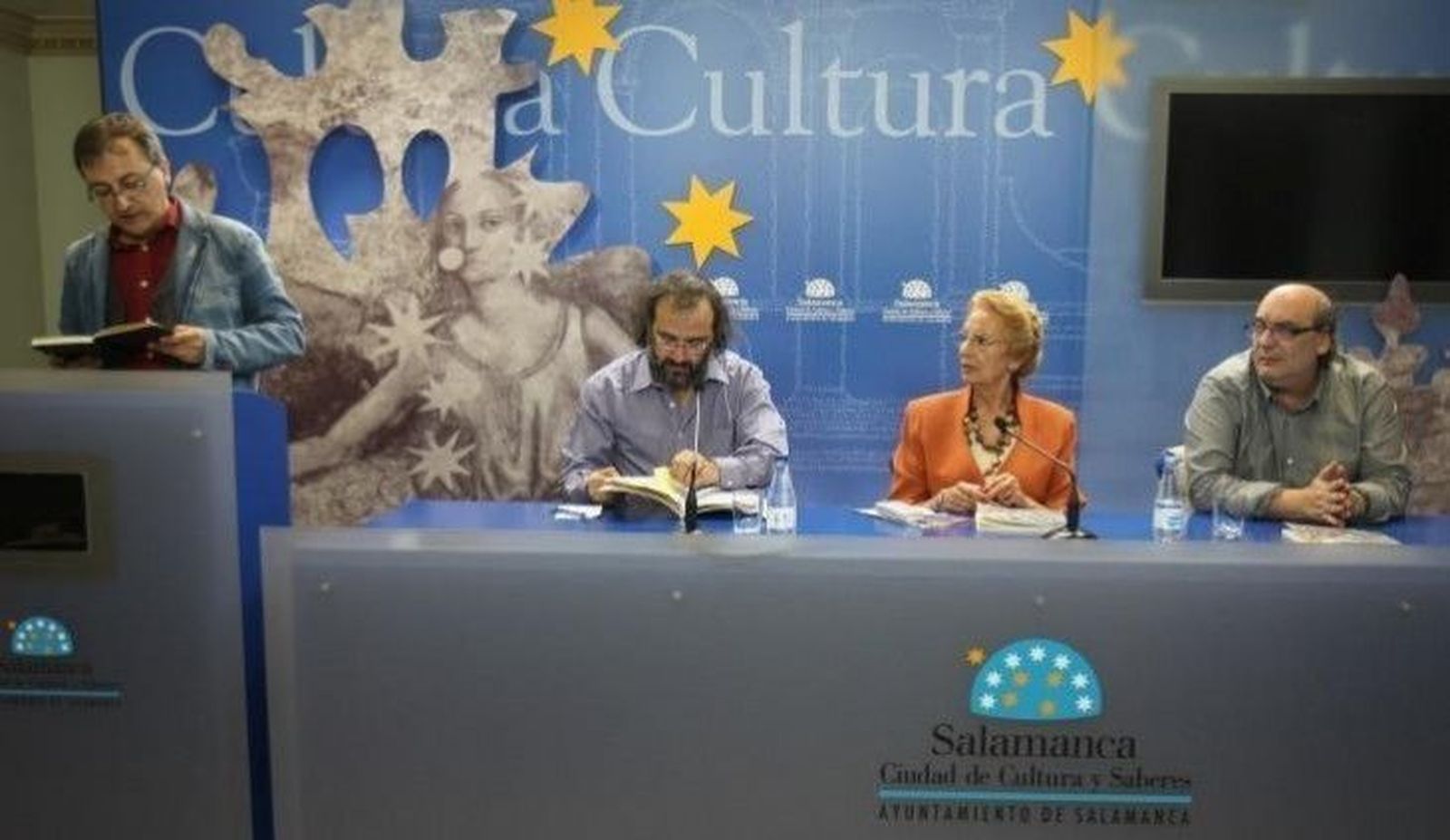 La revista 'El Cobaya' muestra la poesía de India