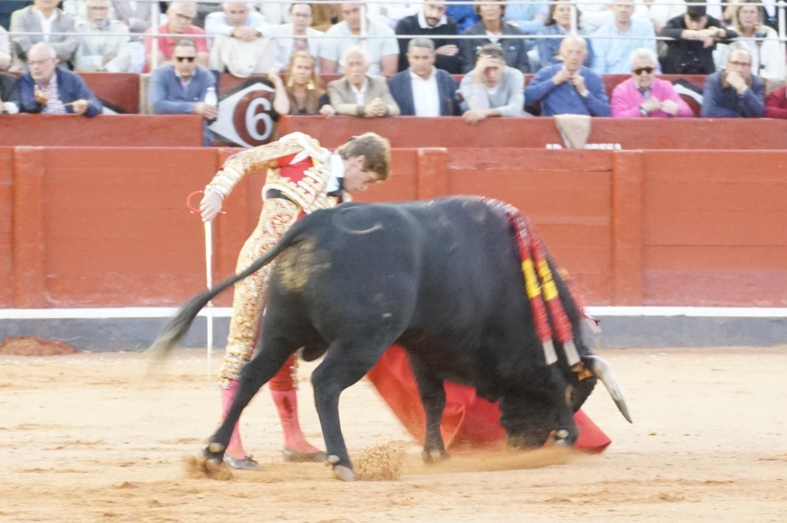 La corrida concurso para despedir la feria con Morante, Talavante y Borja Jiménez: imágenes de los mejores momentos en La Glorieta