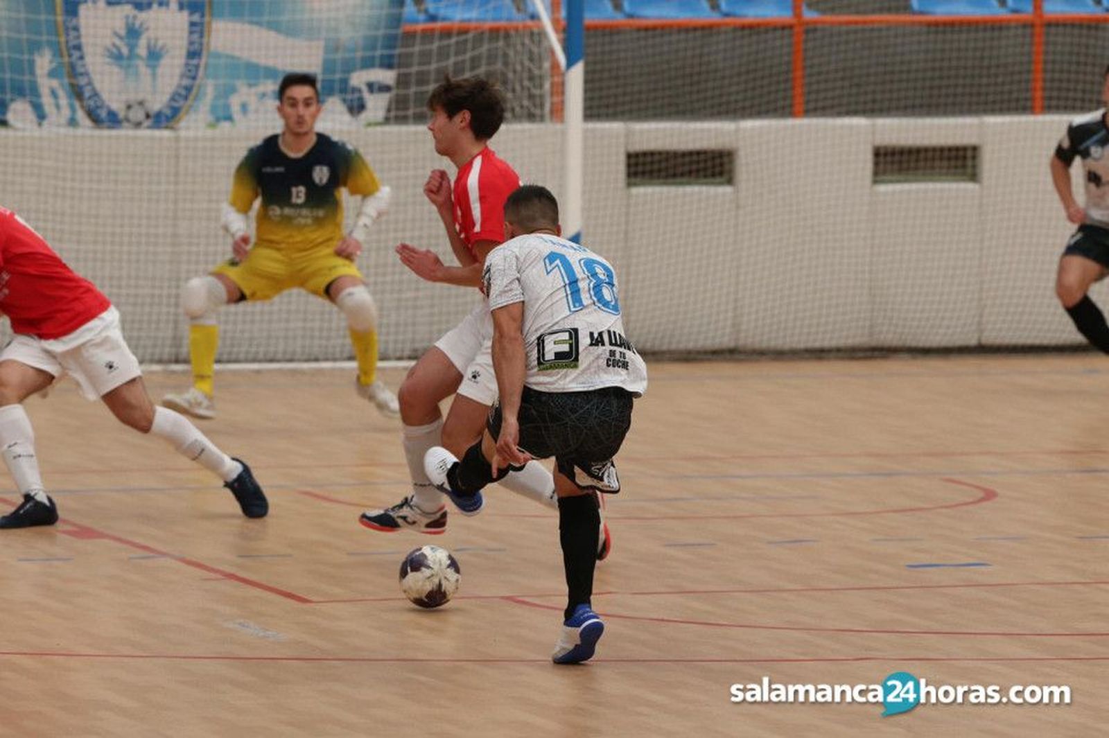 Tamar lanza en un encuentro anterior.