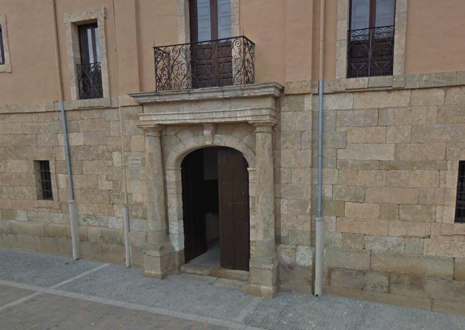 Seminario Diocesano San Cayetano de Ciudad Rodrigo. Foto Google Maps