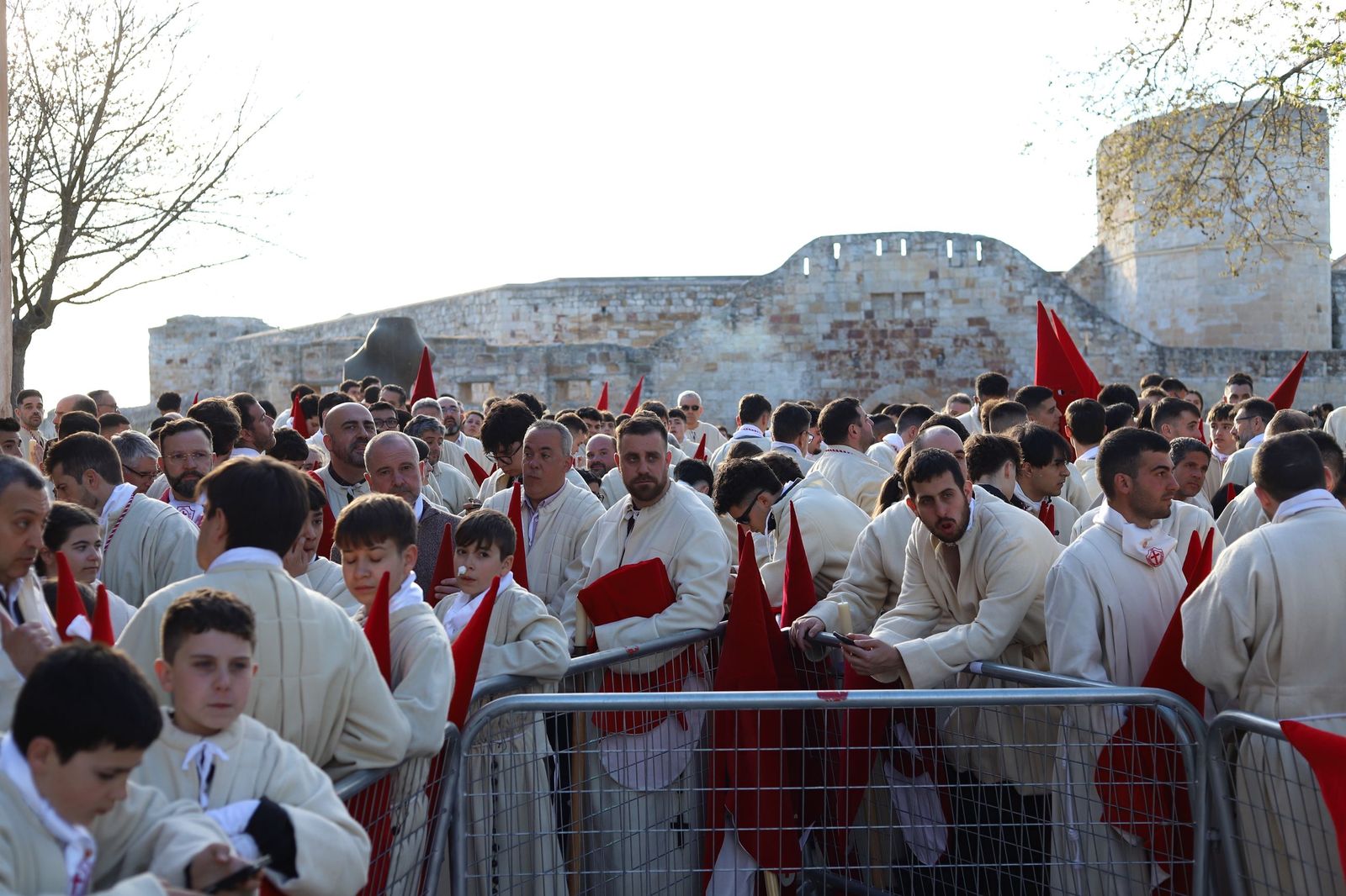 GALERÍA | Revive en imágenes la procesión del Silencio