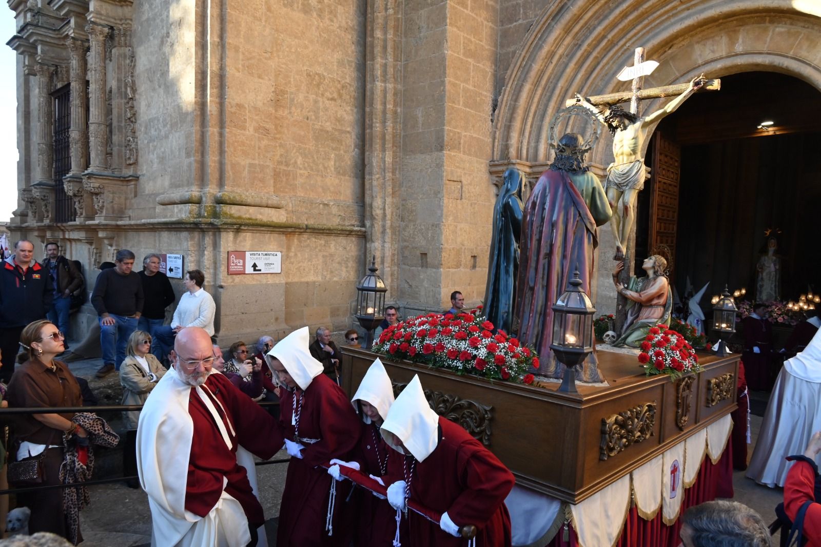 El Santo Entierro vuelve a unir en un acto de fe a las siete cofradías de Ciudad Rodrigo