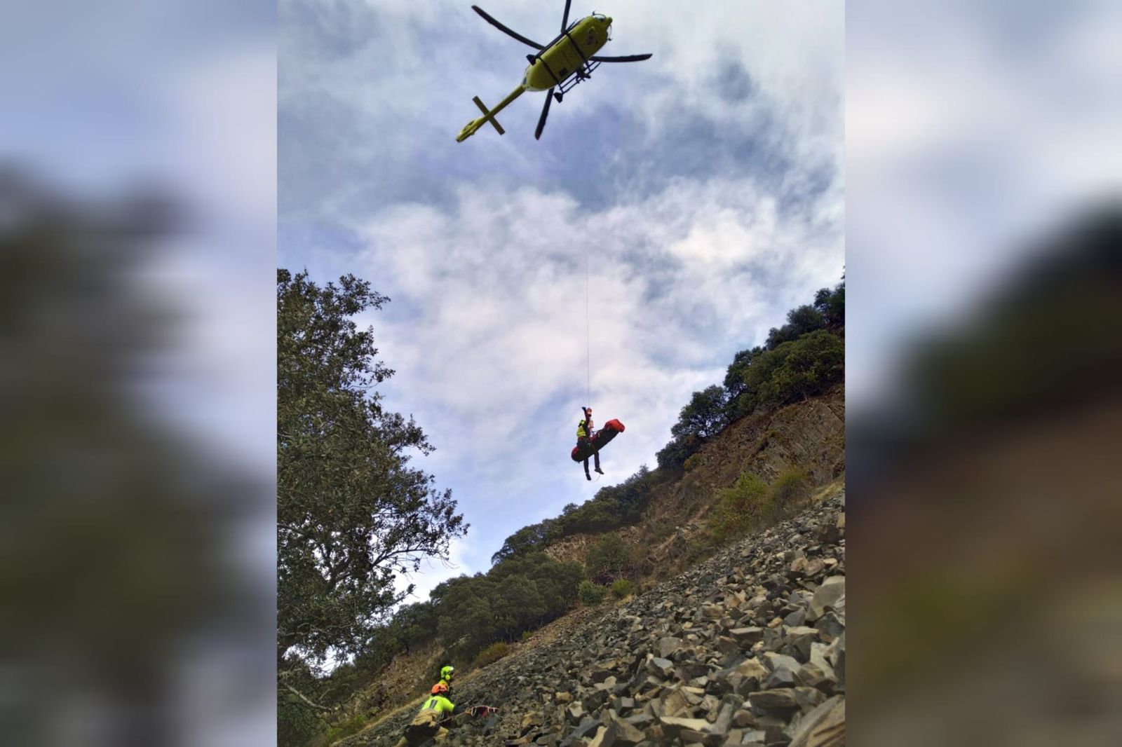 Helicóptero de Sacyl. Rescate