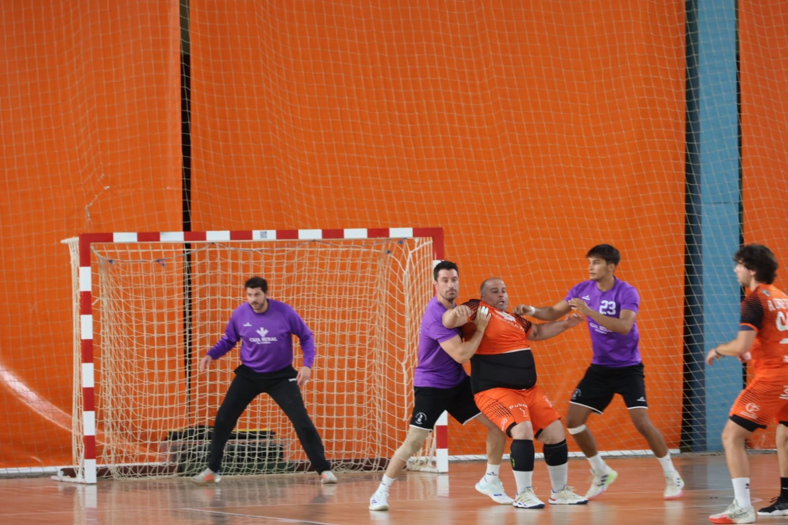 Partido de pretemporada entre el Balonmano Zamora y Balonmano Salamanca
