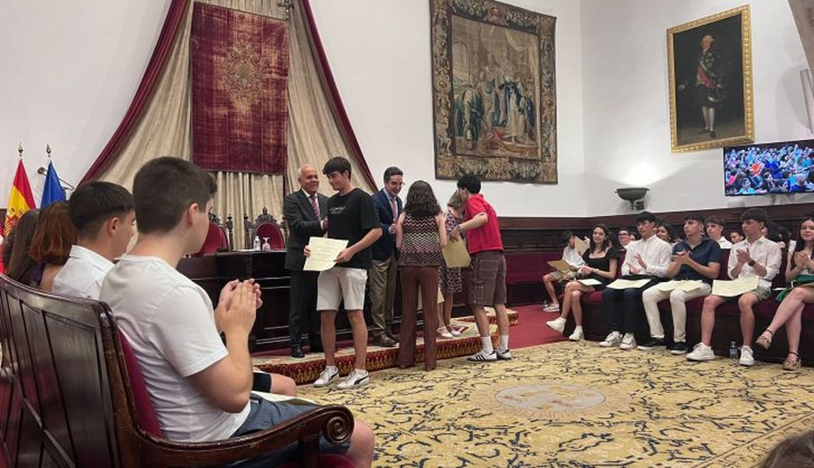 La USAL reconoce a los estudiantes con las mejores calificaciones de la EBAU