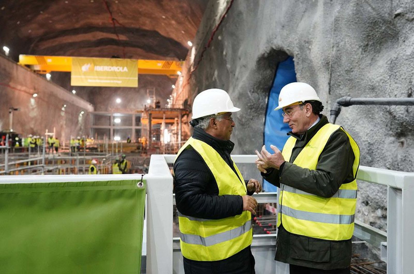 2020 01 28. Ignacio Galán y António Costa visitan el complejo del Támega