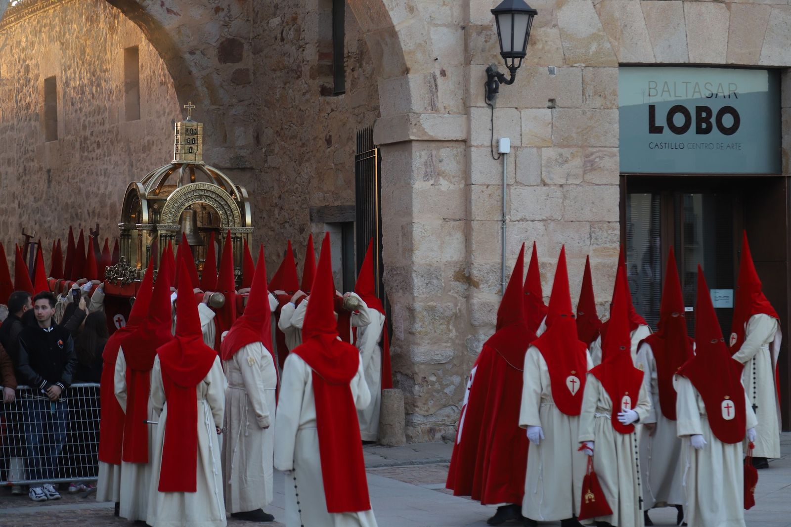 GALERÍA | Revive en imágenes la procesión del Silencio