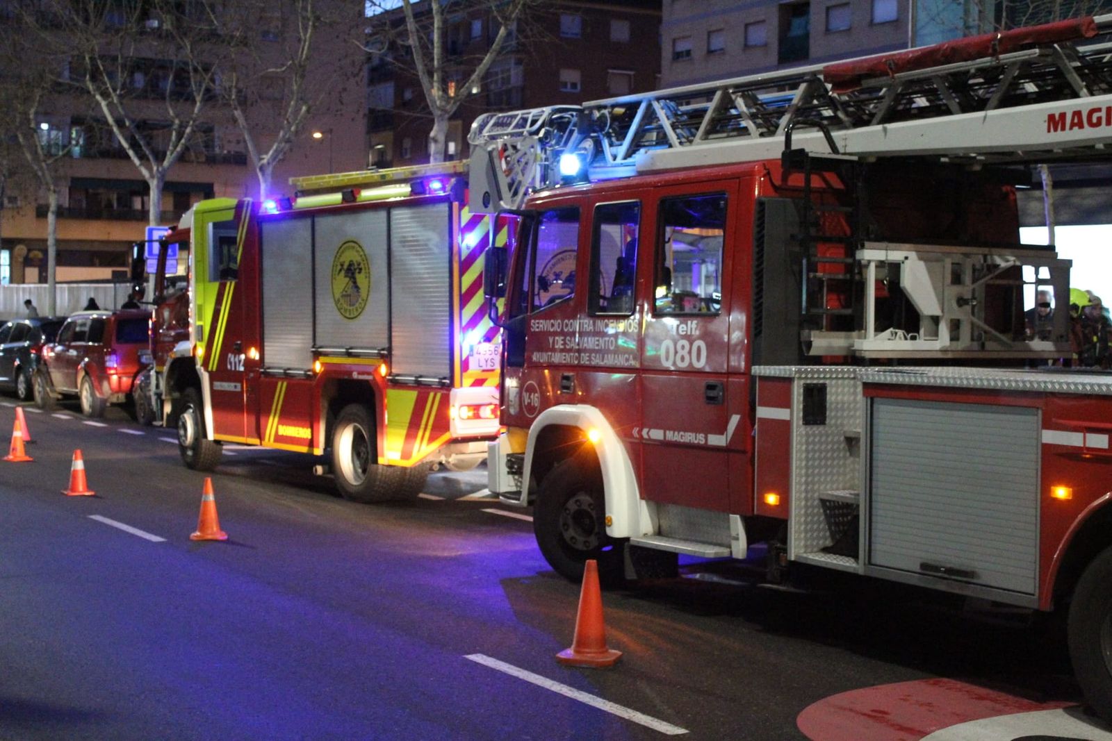 Bomberos de Salamanca en la avenida de Alfonso IX (4) Foto de archivo