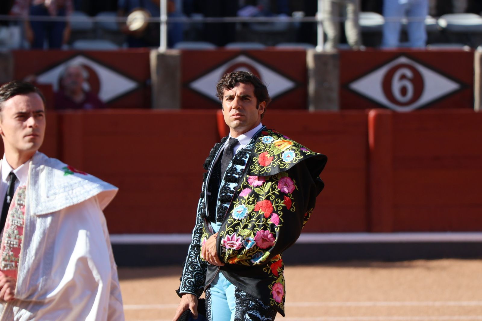 La Glorieta revive el aroma de la feria taurina con el primer festejo: Lea Vicens, Raquel Martín y Olga Casado