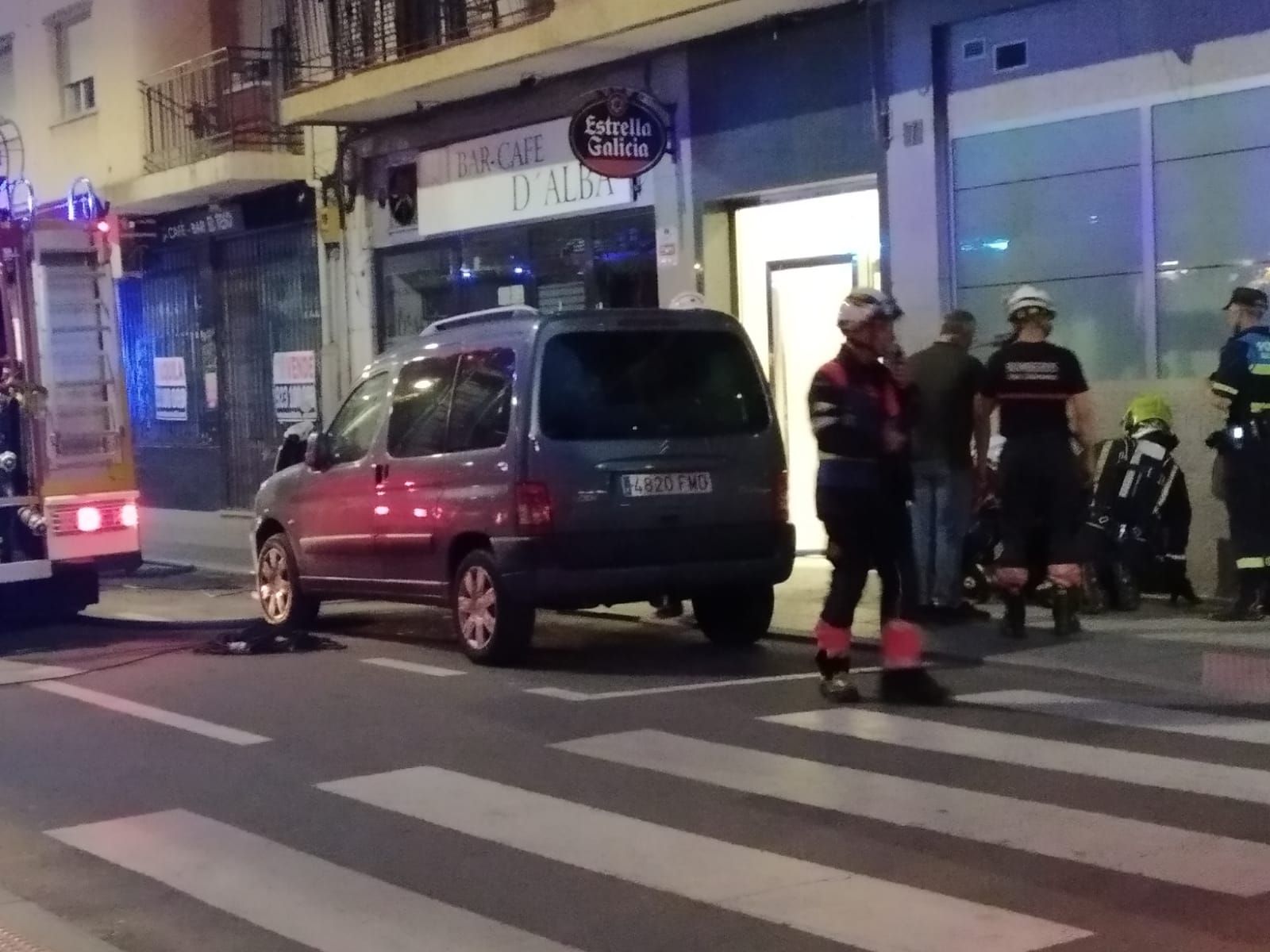 Incendio de una vivienda de la calle Isaac Peral
