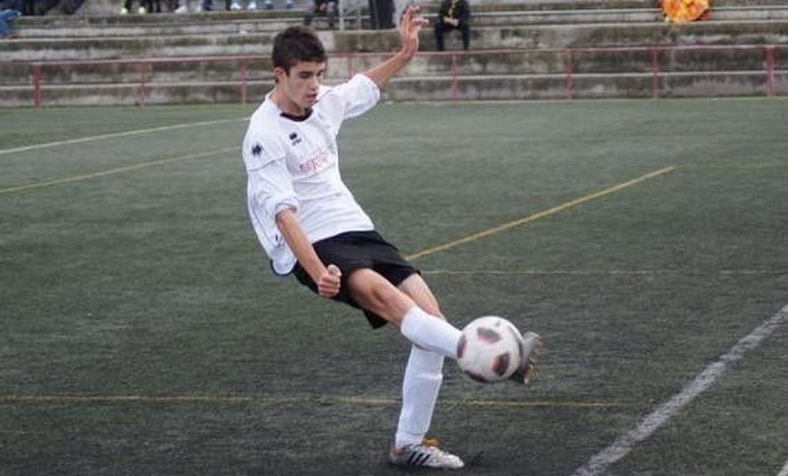 Jornada en jueves festivo en División de Honor