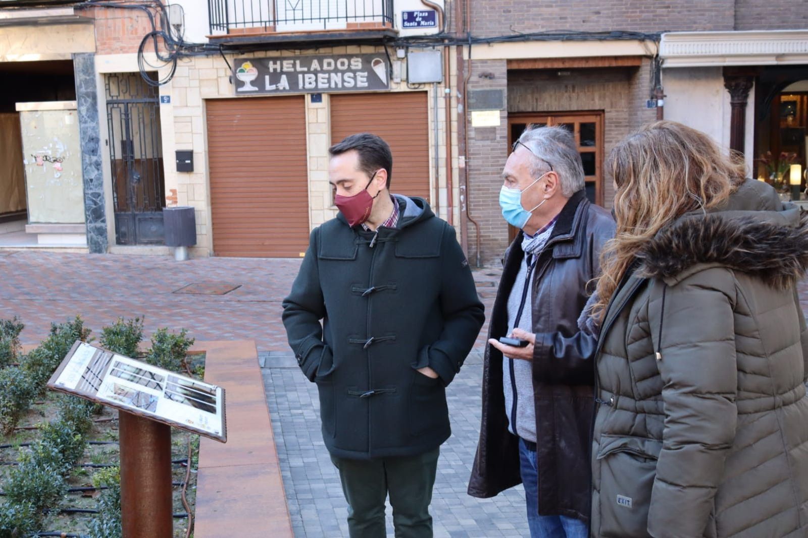 Placas necropolis lapidas benavente plaza santa maria (3)