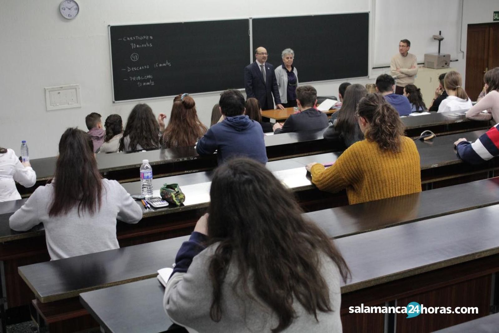 Alumnos Examen Profesores Universidad Ciencias Químicas (12)