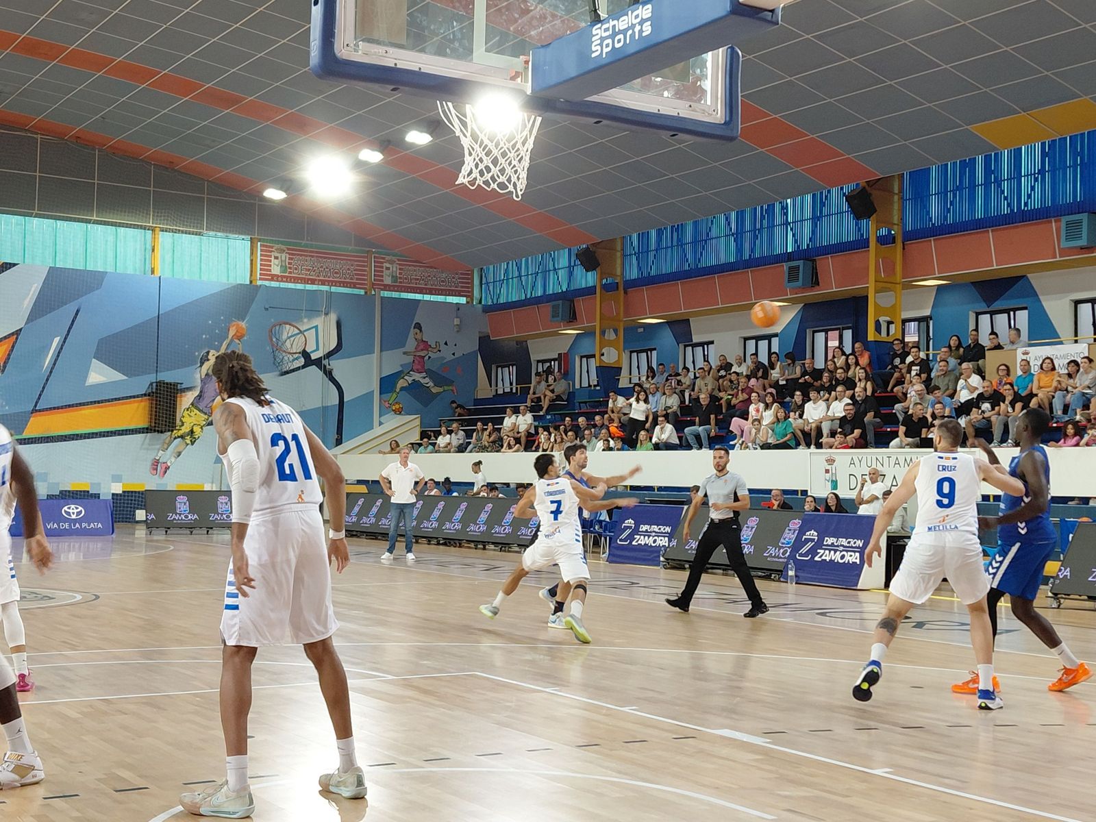 Todas las imágenes del CB Zamora- Melilla Baloncesto en el 46 Trofeo Diputación