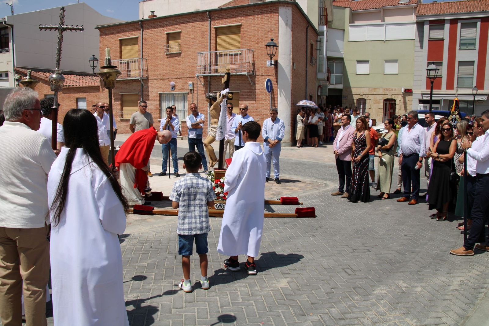 Procesión en honor al Cristo de las Batallas en Castellanos de Moriscos