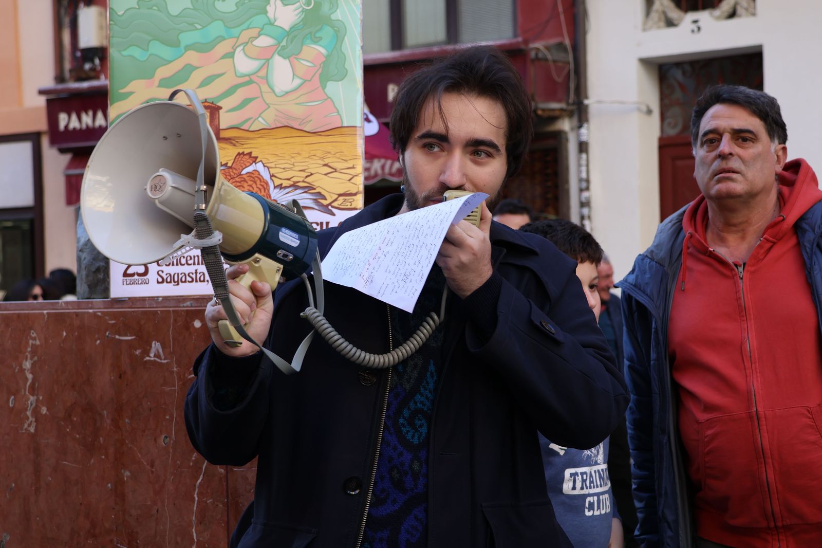 concentracion-en-la-plaza-sagasta-16