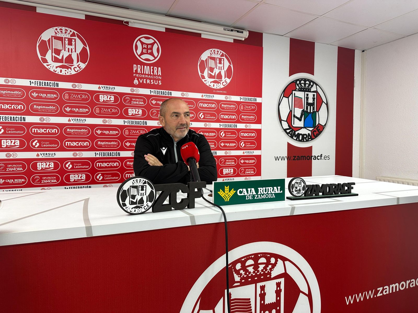 Juan Sabas en rueda de prensa.Archivo