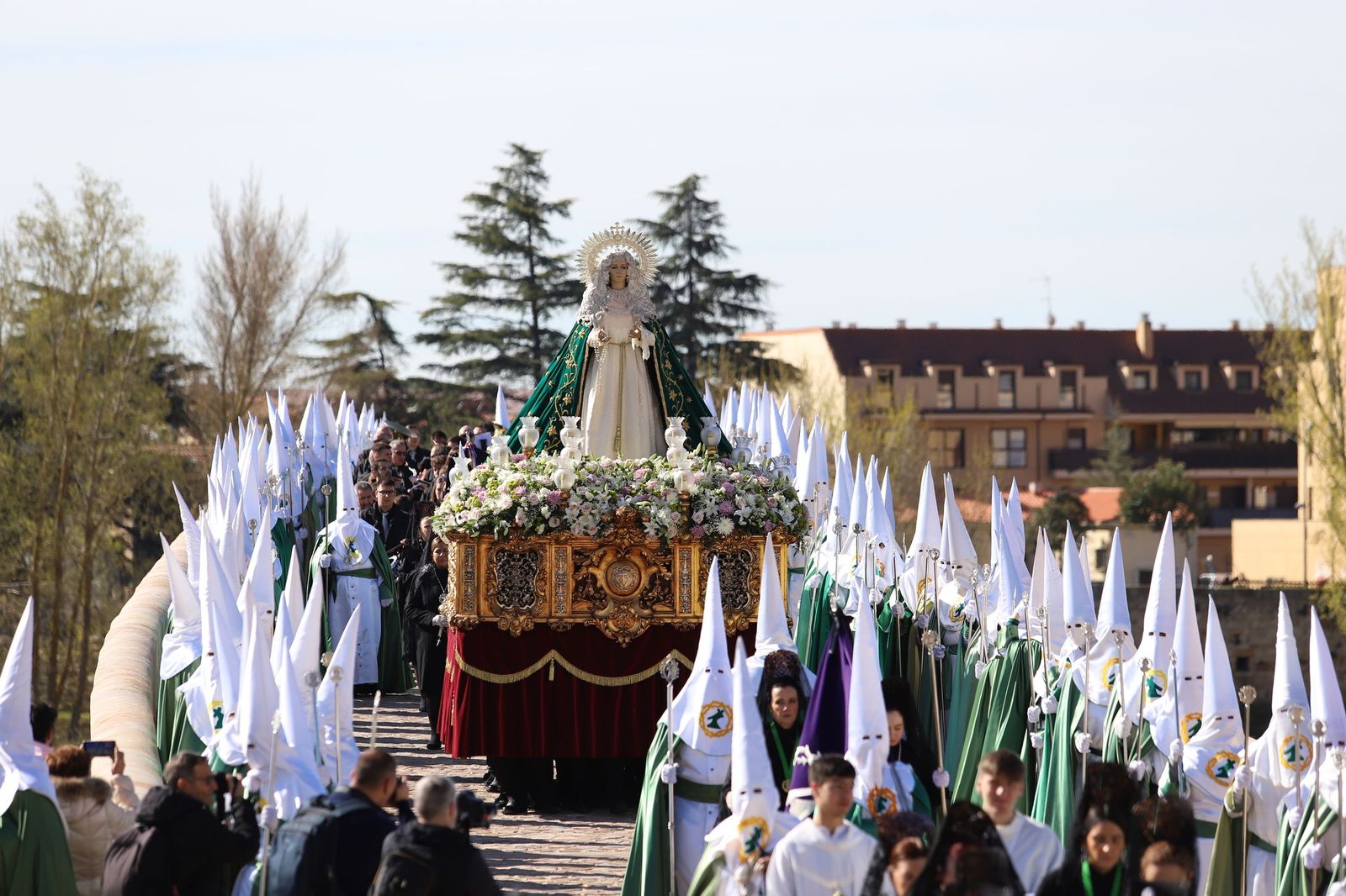 GALERÍA | Revive en imágenes la procesión de la Virgen de la Esperanza