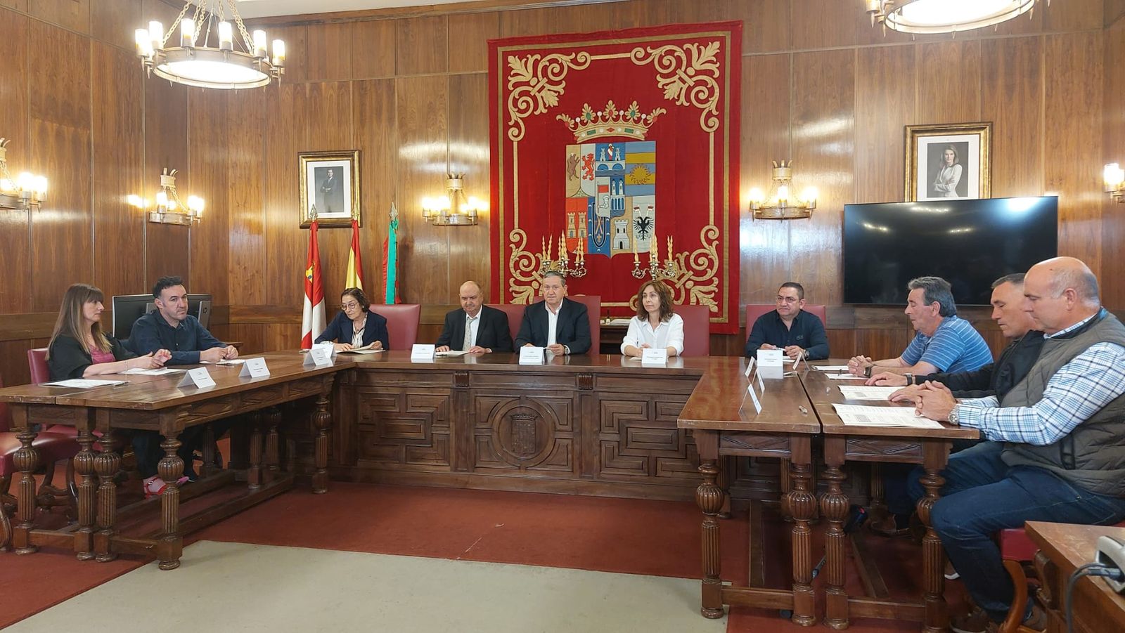 La Diputación firma once convenios de actuaciones de emergencia en materia de aguas por 323.000 euros