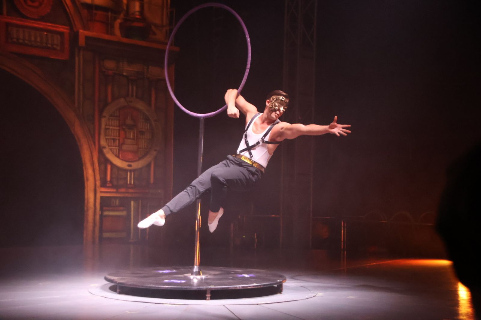 Stellar Circus trae la magia del pasado y del futuro a Salamanca