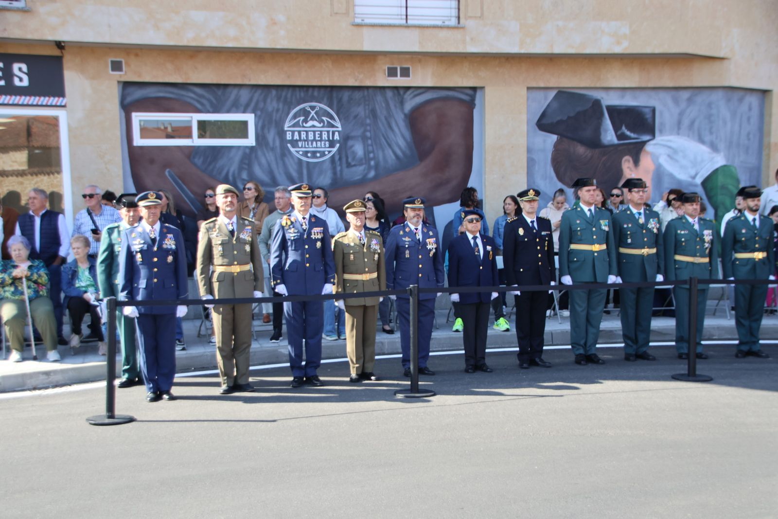 Inauguración glorieta a la Guardia Civil en Villares de la Reina