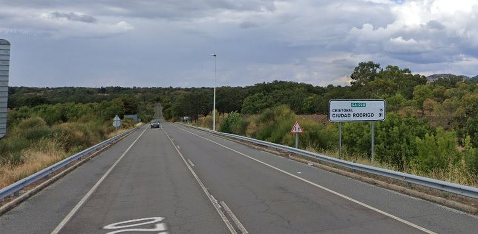 SA 220 entre Béjar y Ciudad Rodrigo. FOTO G.M.