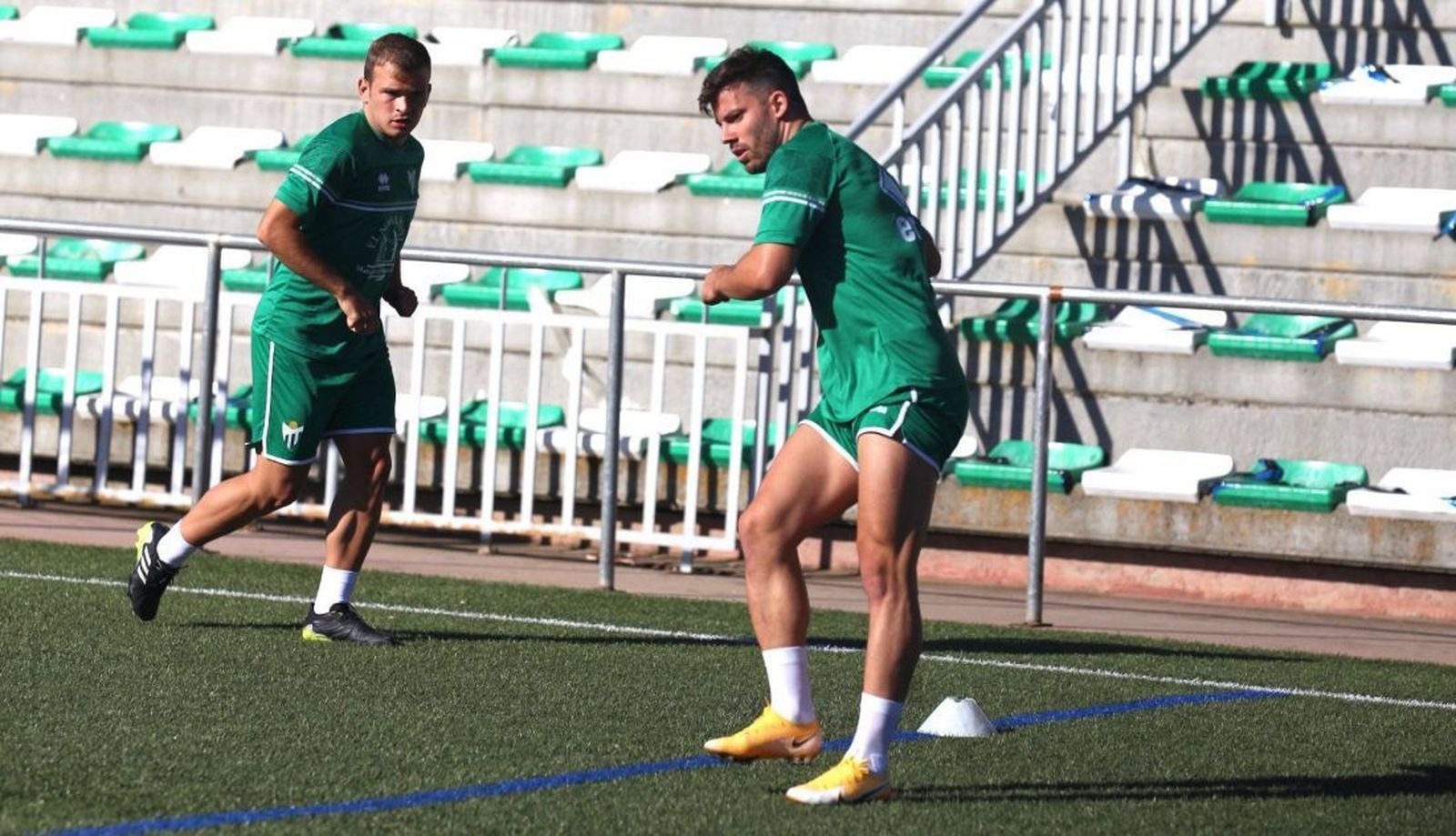 Kike López, en un entrenamiento con el Guijuelo | FOTO CD Guijuelo Kike López, en un entrenamiento con el Guijuelo | FOTO CD Guijuelo