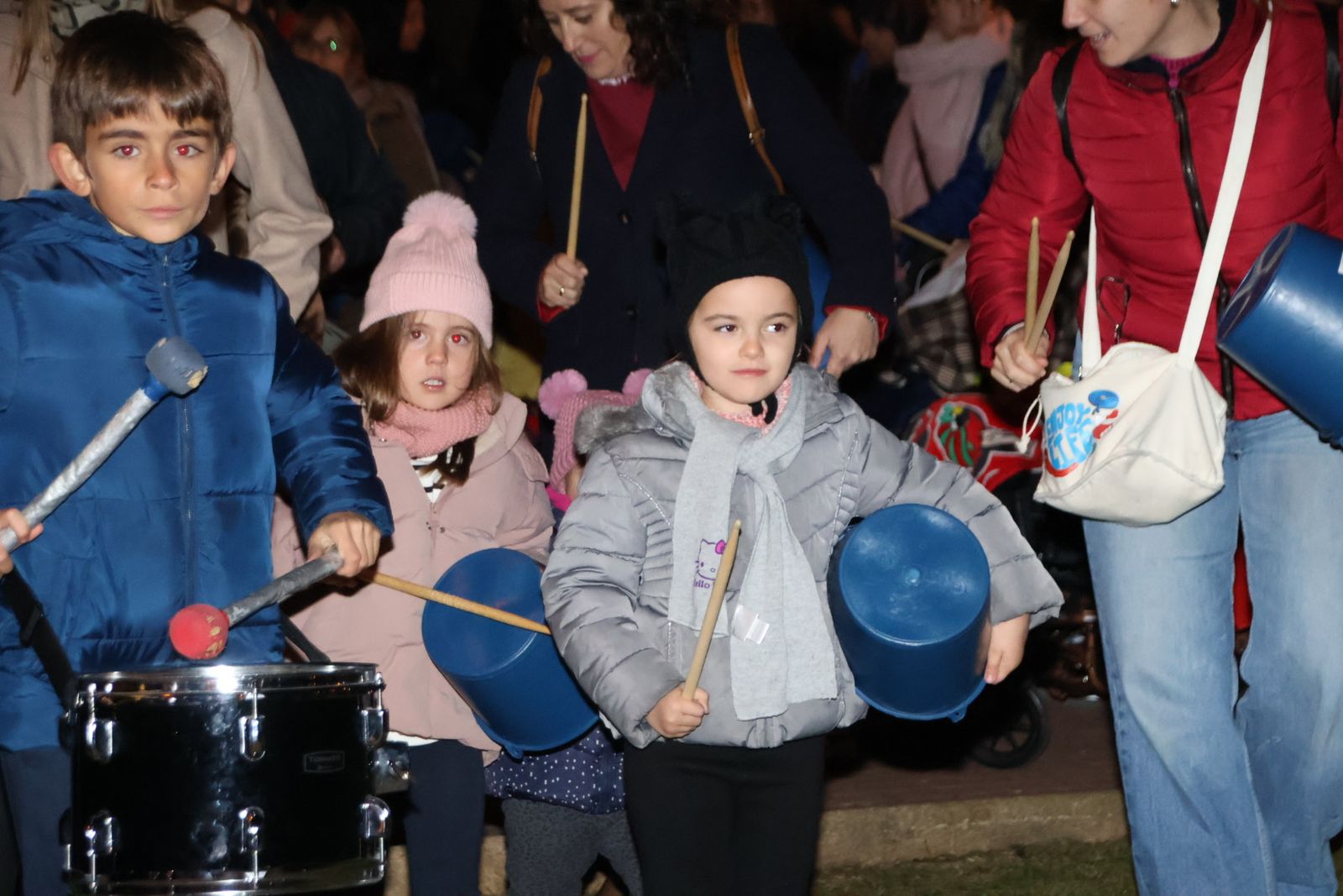 Pasacalles, batucada día Santa Cecilia