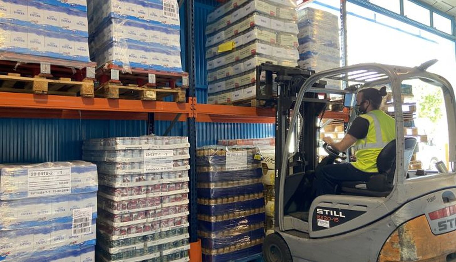  Uno de los almacenes del Banco de Alimentos