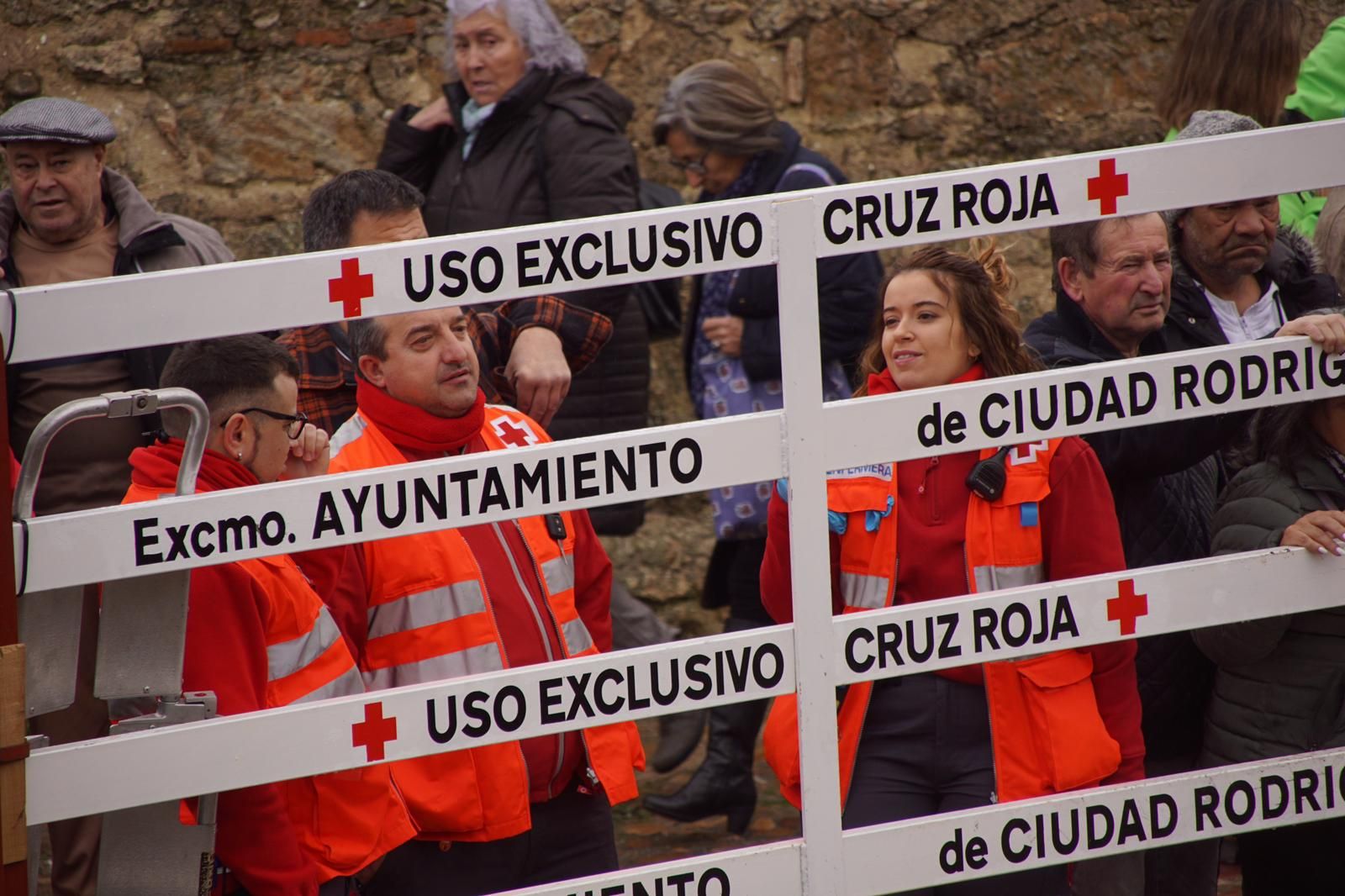 ambiente-encierro-urbano-lunes-de-carnaval-en-ciudad-rodrigo-12-de-febrero-de-2024-fotos-s24h-15