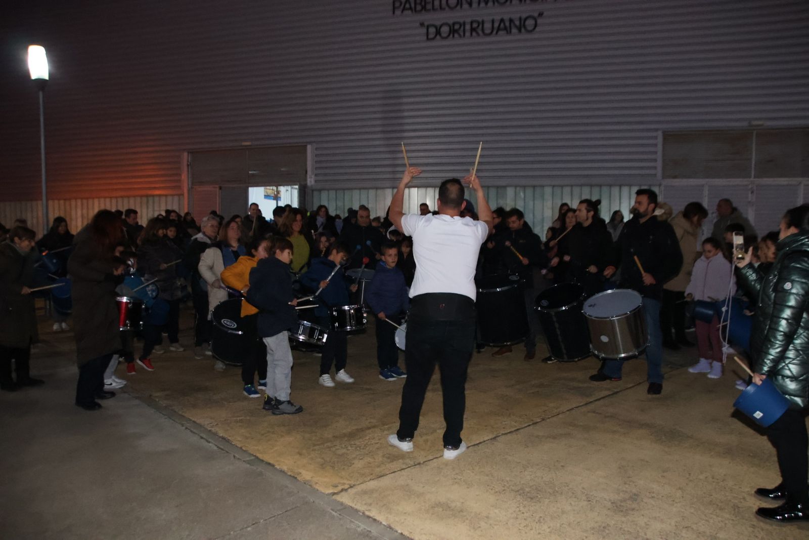 Pasacalles, batucada día Santa Cecilia