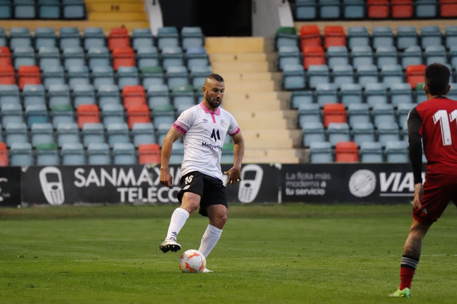 José Rodríguez, ante el Mirandés B | FOTO SALAMANCA24HORAS.COM