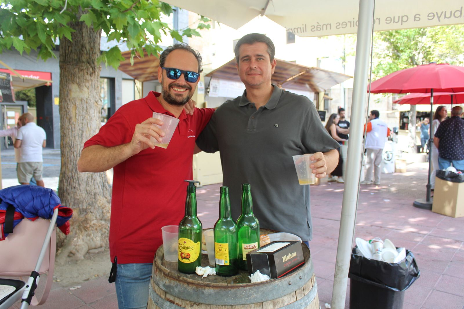 Ambiente en la Feria de Día en el mediodía de este sábado