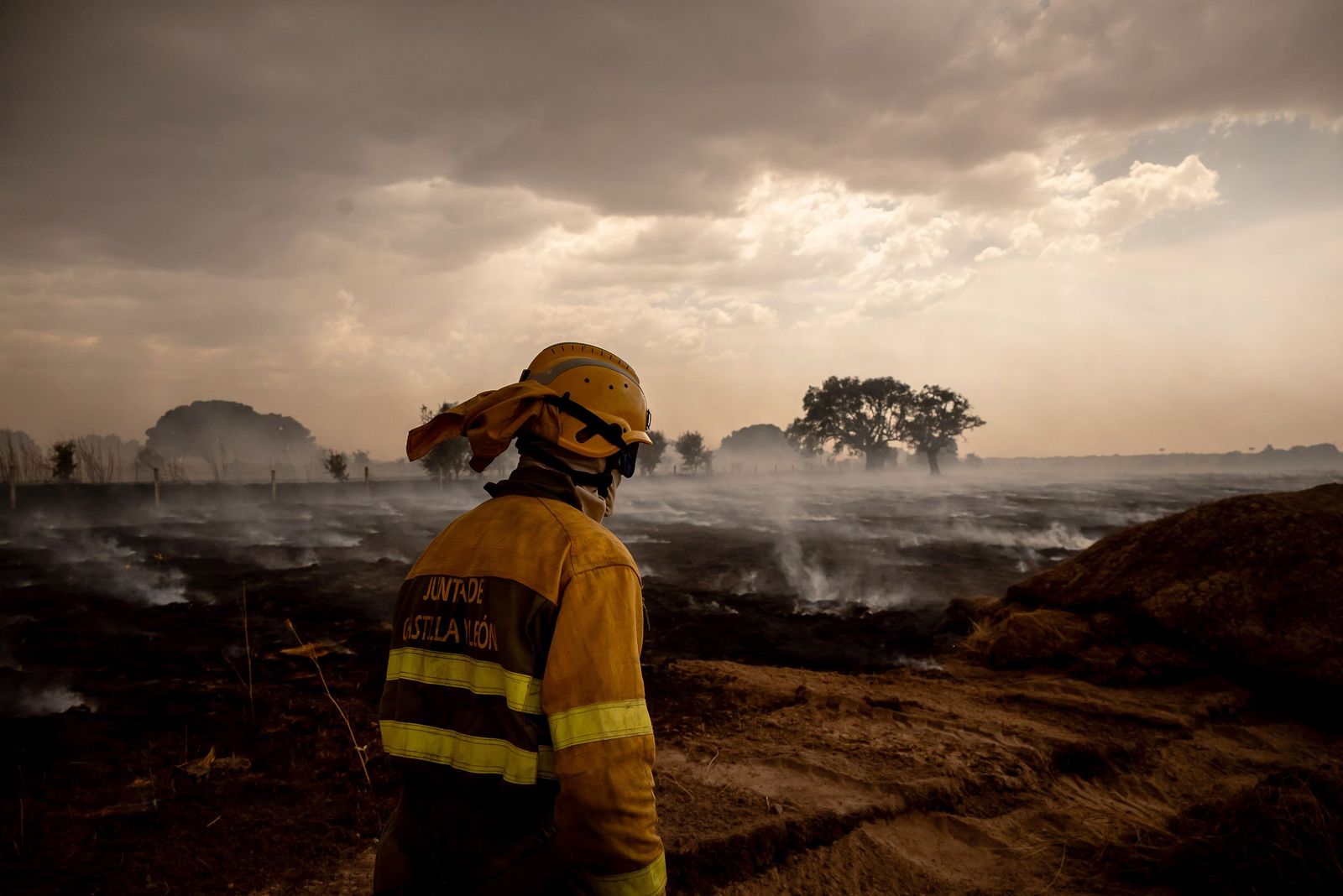 Imagen del incendio en la localidad de la Fuente de San Esteban(Salamanca)