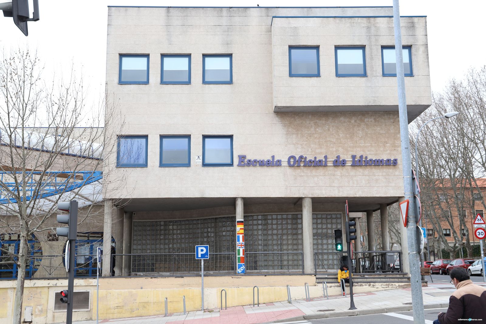 Escuela Oficial de Idiomas (1) Escuela Oficial de Idiomas (1)
