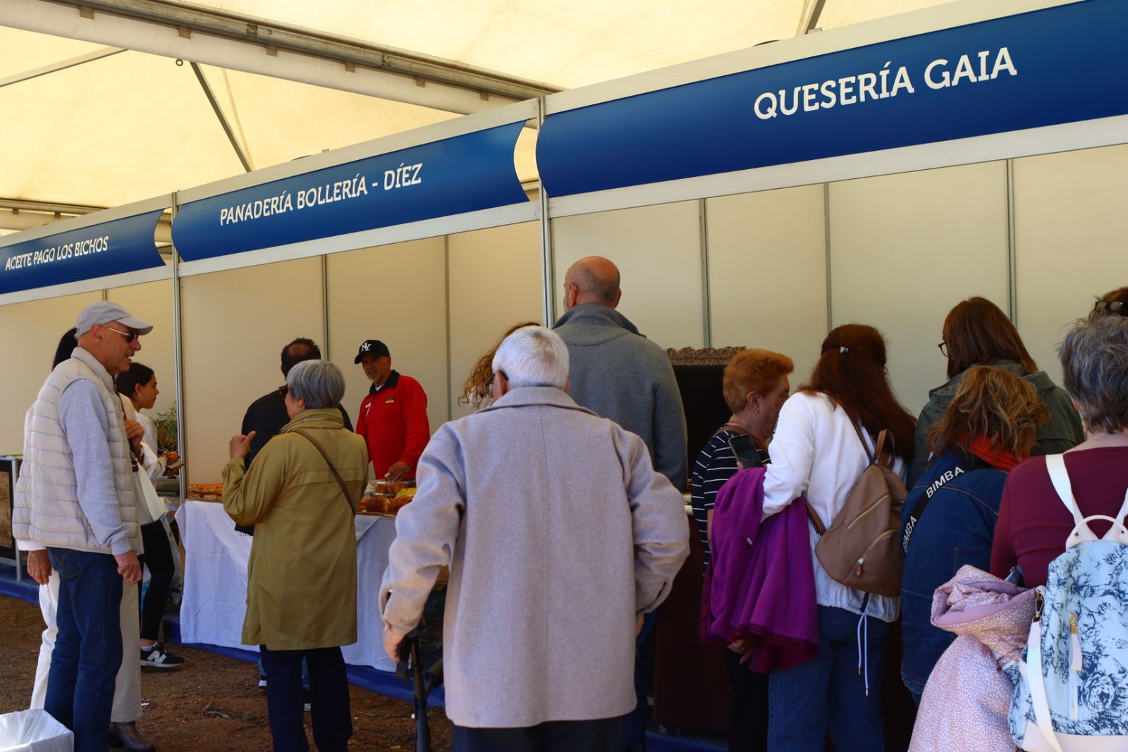 Ledesma ensalza la tradición salmantina con su Feria Alimentaria y Muestra Artesana