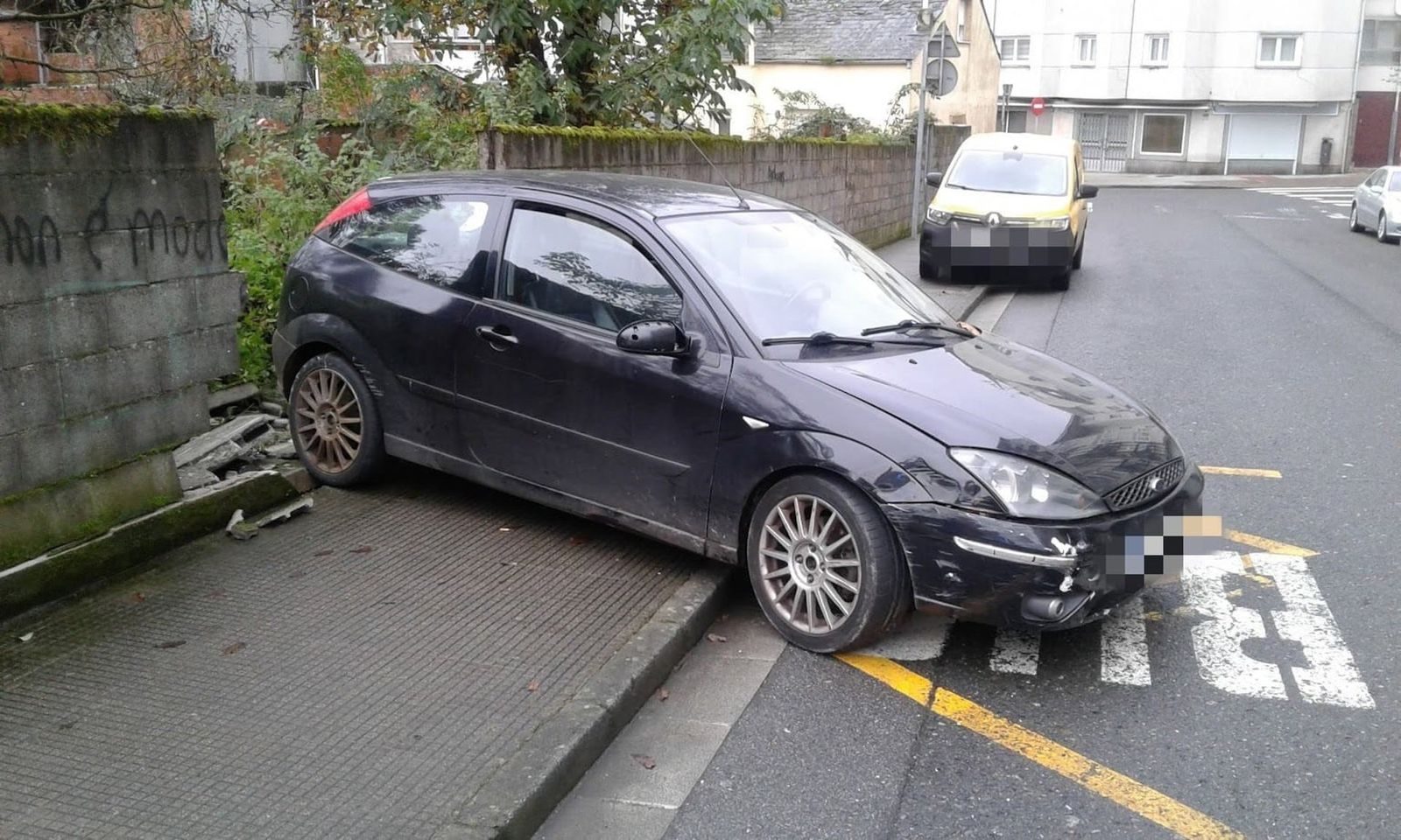 Archivo - Un conductor drogado provoca un aparatoso accidente en Lugo. - POLICÍA LOCAL DE LUGO - Archivo