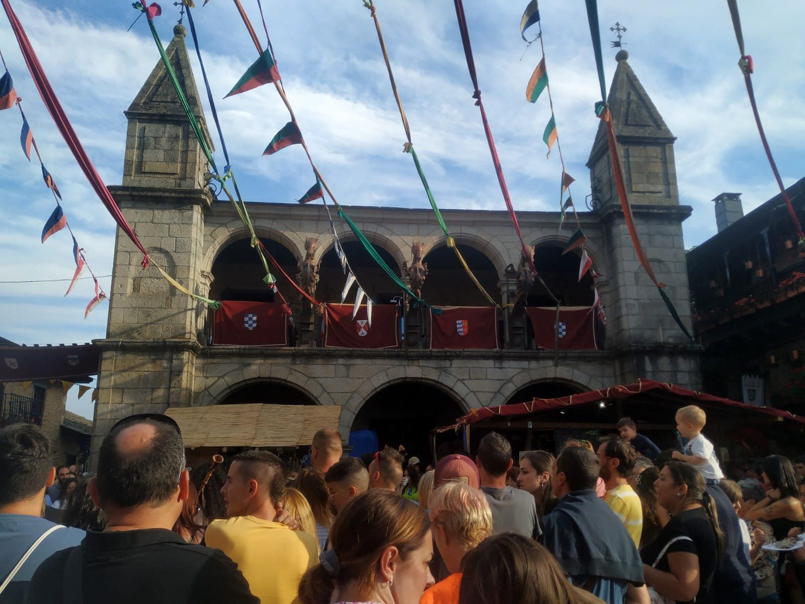 mercado-medieval-de-puebla-de-sanabria-2022-12