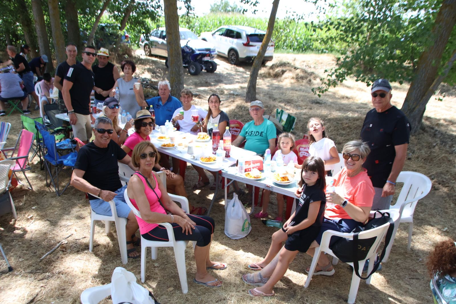 Villagonzalo paella en el Verdinal