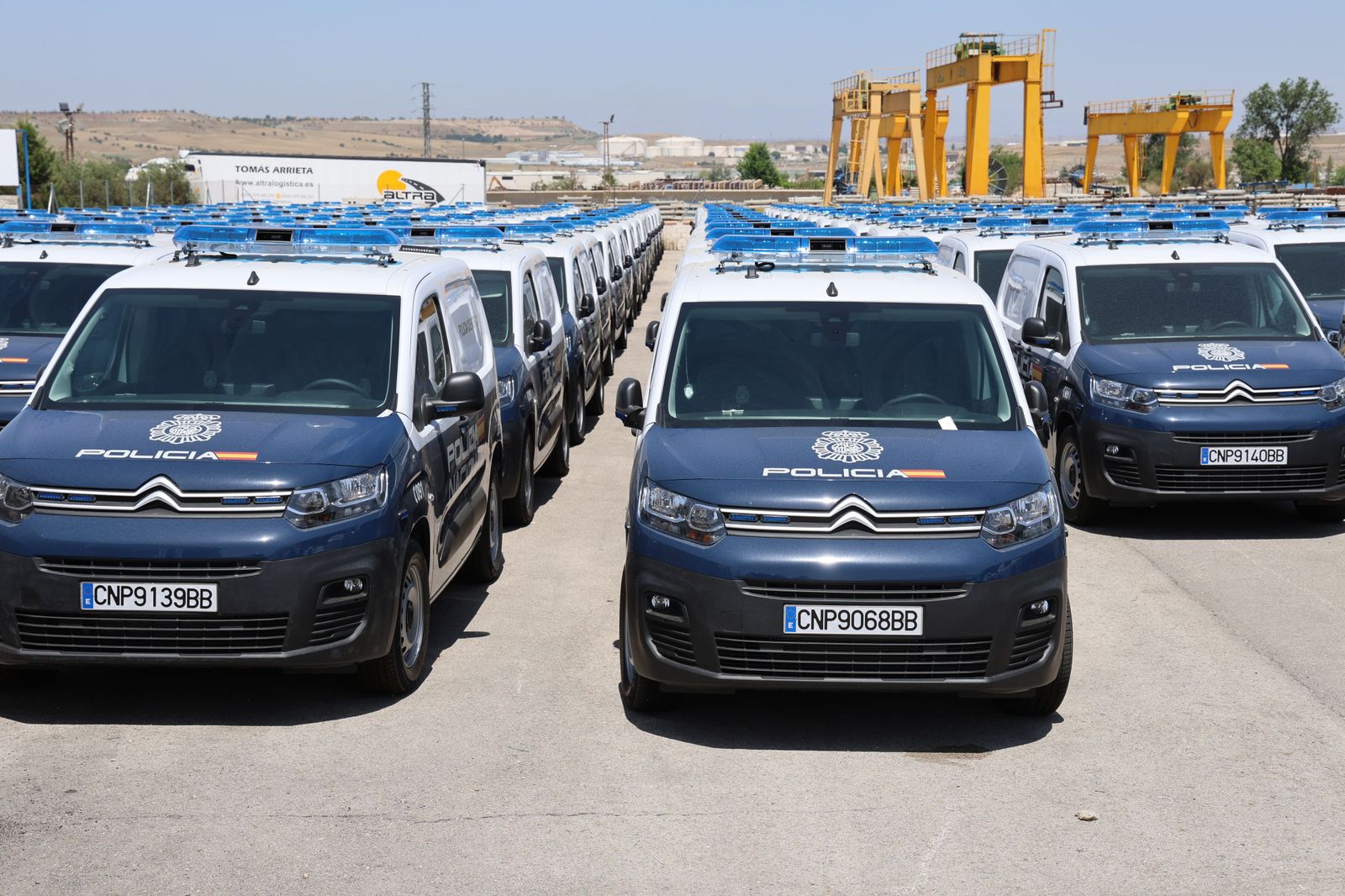 Nueva flota de vehículos de la Policía Nacional